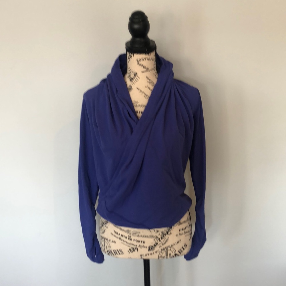 Ivivva Girls Size 12 four count shrug wrap